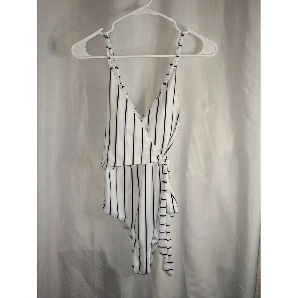 Cupshe White and Navy Vertical Stripe One-Piece with Side Tie Lg
